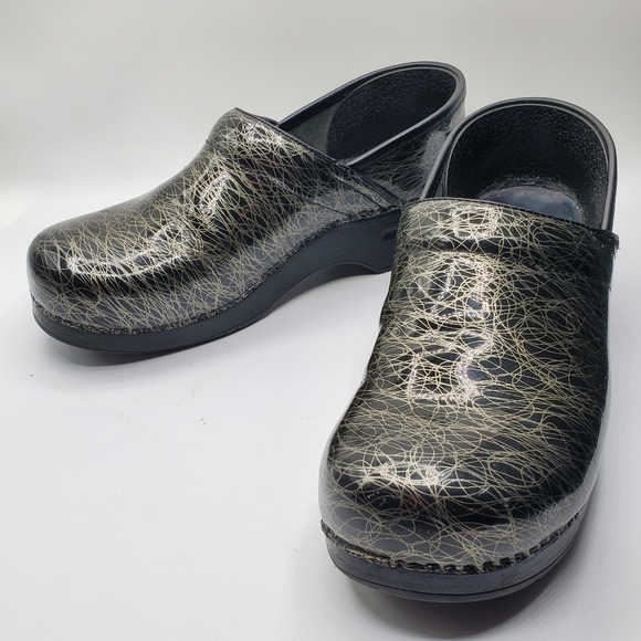 Dansko black with silver clogs sze 41 US size 10.5-11 - Picture 10 of 16